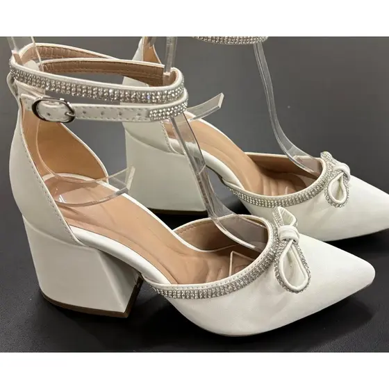 Scarpin Ana Marie Branco Salto Bloco 7cm Strass Glamour, Festa, Noiva, Confortavél