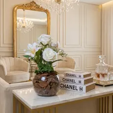 Arranjo Rosas e Lirios Decoração Artificail Vaso Jarro
