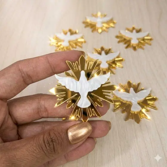 Divino Espírito Santo Apliques Acrílico Espelhado Dourado e Branco Batizado Lembrancinhas 3,5 e 5cm