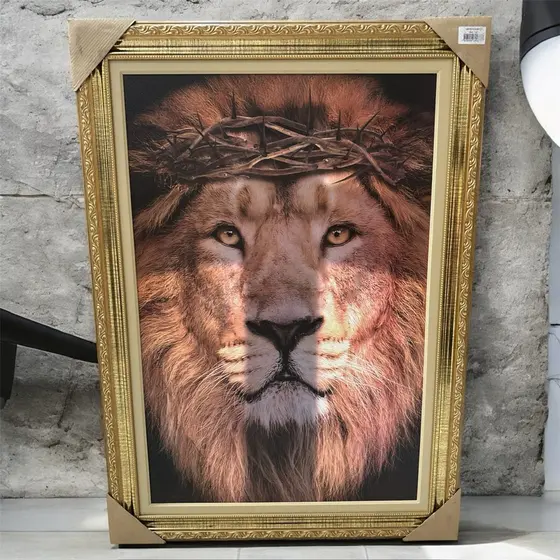 Quadro Leão e Cruz 110x80cm - moldura dourada - quadro decorativo - quadro para escritório - Leão