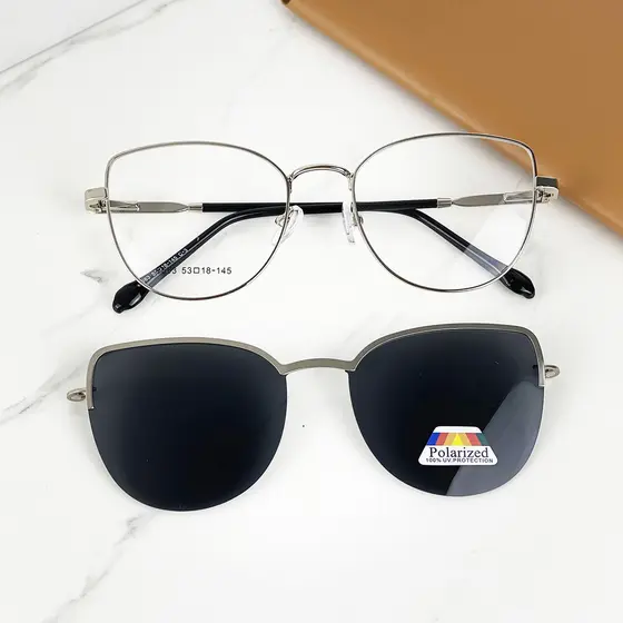 Armação Óculos Grau Feminino  Gatinho De Metal Novidade + Clipon Polarizado 6563