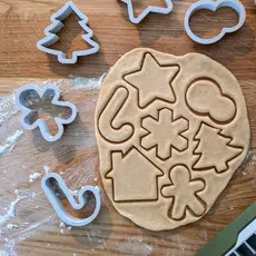 Kit de Cortadores Natalinos para Biscoitos – 10 Modelos • Confeitaria & Artesanato
