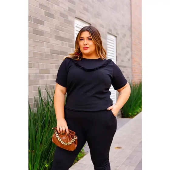 Conjunto Camiseta  Manga Curta E Calça Jogger Plus Size 23