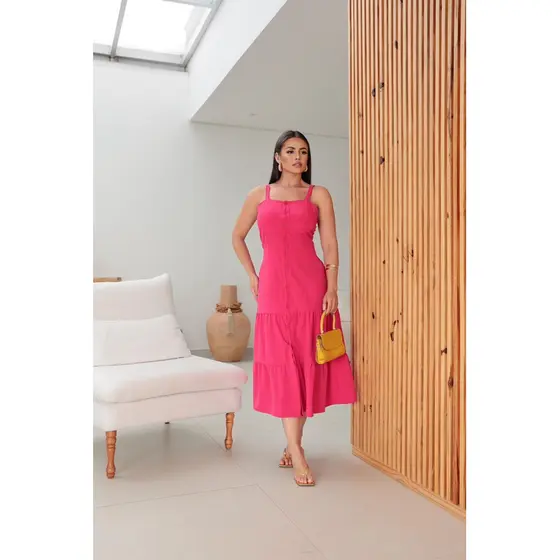 Vestido longo Crepe Luxo Com Bojo e Botões Midi Verão 2025