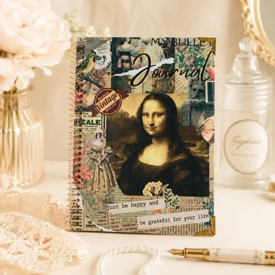 Caderno A5 Vintage Monaliza Folhas envelhecidas antigo