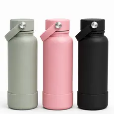 Garrafa Térmica De Água Inox Silicone Emborrachada Com Alça Squeeze Academia Antiderrapante 1 Litro