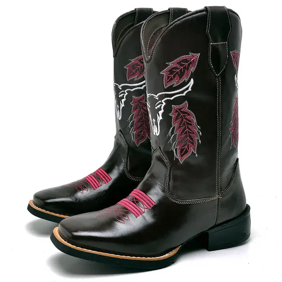 Bota Texana Feminina Café Com Bordado De Touro Rosa