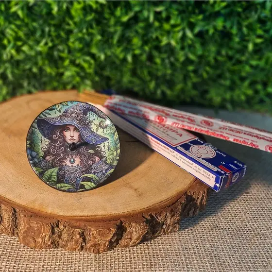 Incensário Bruxa Para Incensos de Vareta Altar Wicca Bruxaria