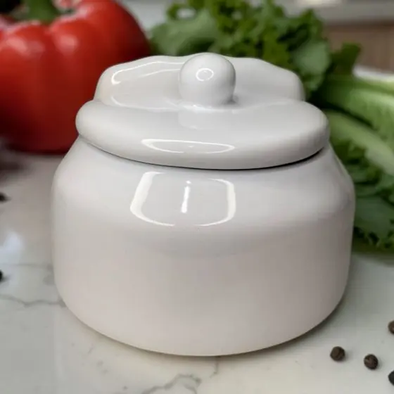 Saleiro De Cozinha Em Cerâmica 650g Com Tampa Mesa Parede Porta Sal