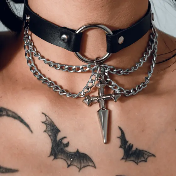 Choker Cruz Corrente Gótica Feminina Punk Gargantilha Alternativo