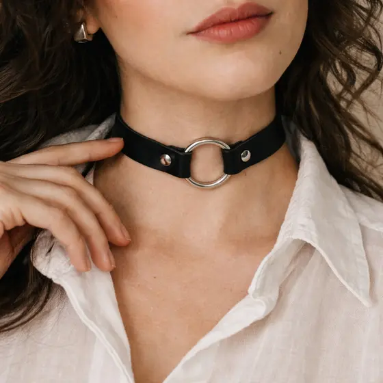 Gargantilha Gotica Punk Feminina Com Choker Em Couro Rock Off