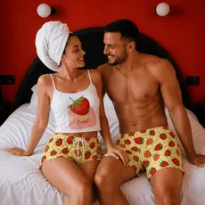 Kit Pijama Casal Amor Mozão Cropped Estampa Morango I Love Fruit + Bermuda Masculina