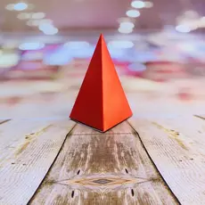 8 caixa cone pirâmide lembrancinha festas doces cores e temas VERMELHO 77.4