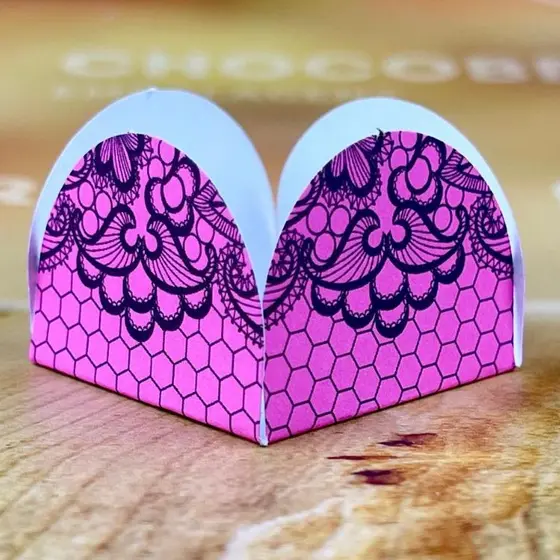50~450 Forminhas Para Doces Tema Lingerie Renda 4 Pétalas 82.4 (Nc Toys Simples)