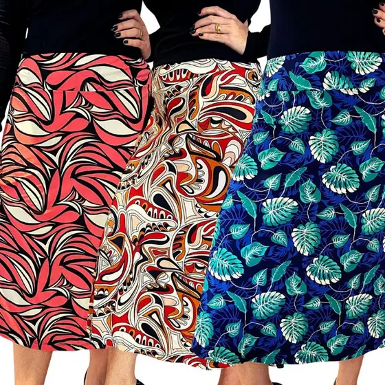 Kit 3 Saias Midi Feminina Moda Evangélica Cores e Estampas Sortidas Casual Elegante