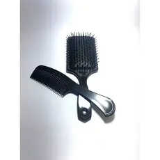 Escova Raquete Preta grátis pente