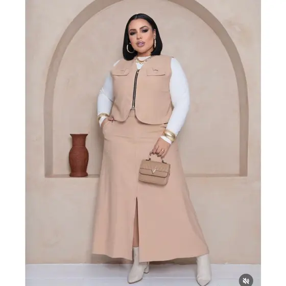 Conjunto Feminino Saia Longa E Colete Plus Size Elegante