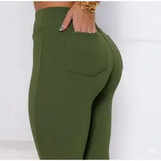 Calça Flare Feminina Bolso Traseiro Malha Crepe