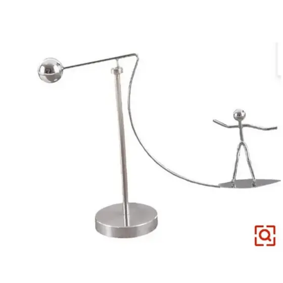 Pendulo De Newton Enfeite Decoracao Mesa Escritorio Sala