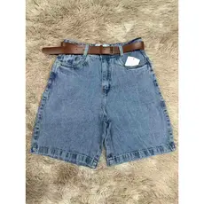 Bermuda jeans short denim básico com bolso feminina