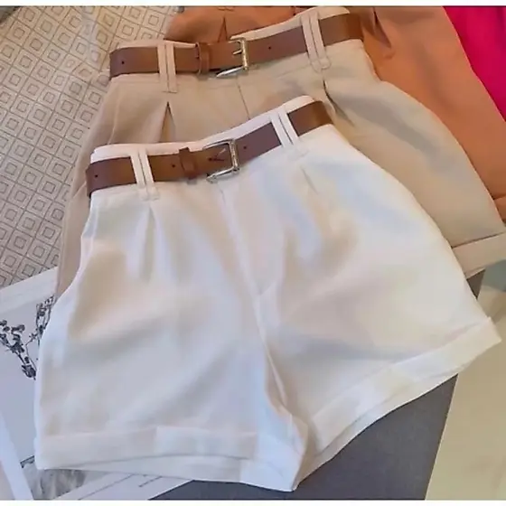 Short Feminino Alfaiataria Social Cinto e Bolsos PROMOÇÃO