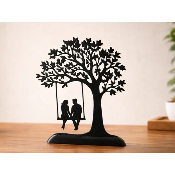 Silhueta Casal no Balanço – Escultura Decorativa Romântica | Arte Minimalista