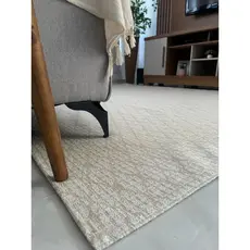 Tapete Antiderrapante sala ou quarto, grosso, textura firme, neutro, moderno e prático!