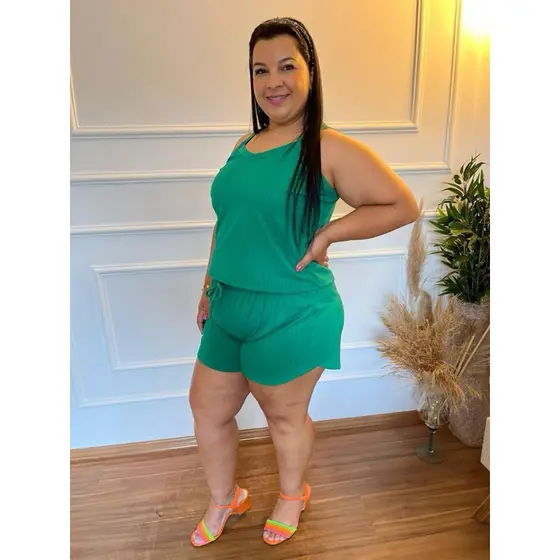 Conjunto plus size malha canelada fresquinho e estiloso