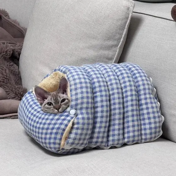 Casa de Inverno para Gatos e Cães, Fechada, Segura, Quente, com Veludo, para Dormir em Frio, com Capa Removível Xad