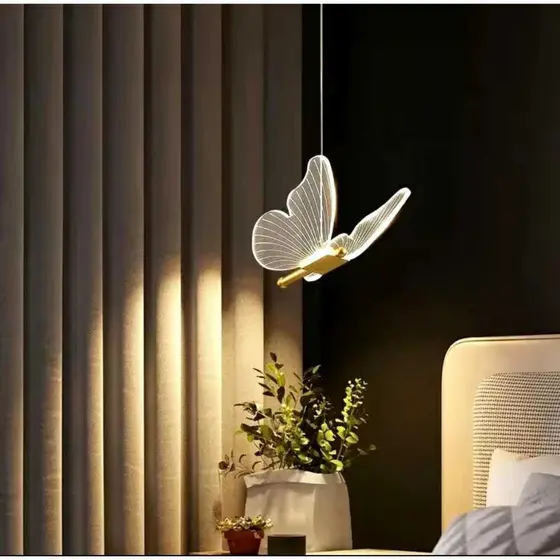 Luminária Pendente LED Borboleta | Lustre Decorativo Moderno | Iluminação Elegante para Quarto, Sala e Cabeceira MT281