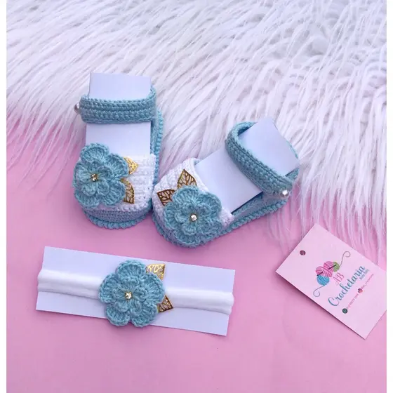 kit sapatinho de crochê + laço baby de flor infantil/ saída maternidade