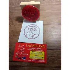 carimbo 5/5 cm + almofada sem tinta + tinta para isopor