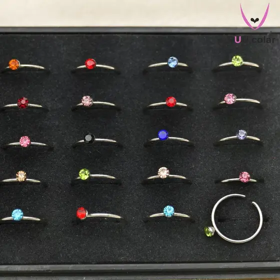 Conjunto moda com 40 Piercings de Argola para Nariz - Aço Inoxidável com Strass Colorido
