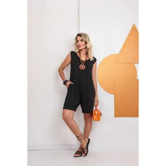 Macacão/Macaquinho Liso Feminino