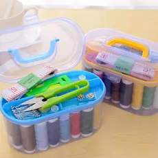 OFERTA Kit de Costura Mini Maleta 22 Peças 13 x 8 x 6,5 cm De Costurar Fita Métrica Dedal Tesoura Botão Agulha Org