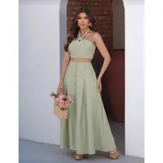 Conjunto Feminino Cropped Várias Maneiras de Usar e Saia Longa Super Elegante e Estiloso