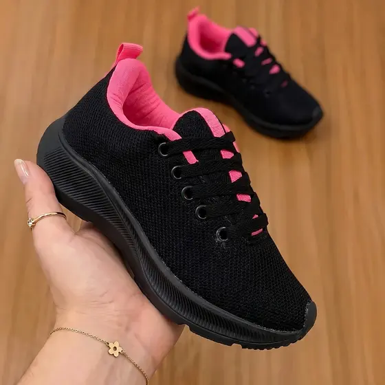 Tênis Infantil Menina Preto com Detalhes Rosa Escolar
