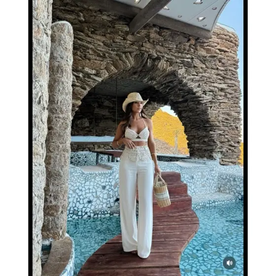 Conjunto Luxo Crochê Com Calça em Tecido e Top Resort Feito à Mão saída de praia fim de ano