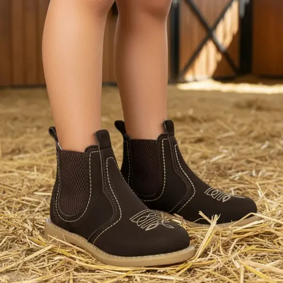 Bota Botina Jeca Jequinha Infantil Bordada de Couro Legítimo Masculino Confortável Cano Curto Menino Country Lançamento