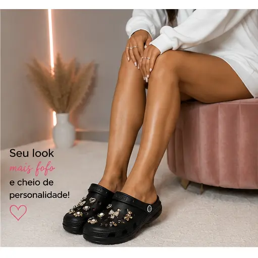 Sandália Babuche Feminina Nuvem + Bottons Pins Acessórios