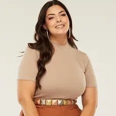 Blusa Feminina  Plus Size Gola Alta Cacharrel Blusinha Plus Size Com Manga Curta