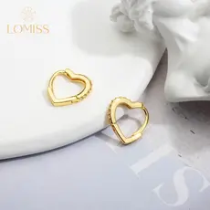 Brincos Delicado Elegante Antialérgico Coreanos Feminino Noiva Casamento Argola Folheado Ouro 18k a Platina Coração Zircônia Cravejada Lateral