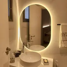 Espelho Oval LED 40x50 cm para Banheiro Lavabo Penteadeira Quarto Sala Decorativo