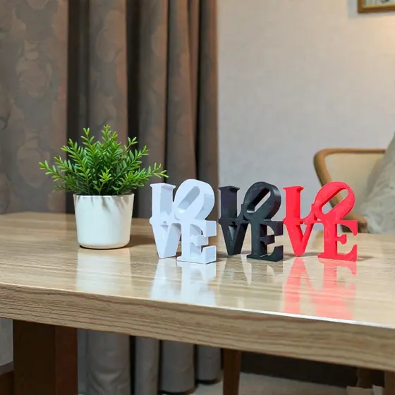 Enfeite Love Decoração para Sala Mesa Quarto Casal Escritorio