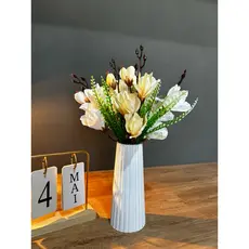 Vaso Alto 3D canelado, gesso, com flores artificiais luxo