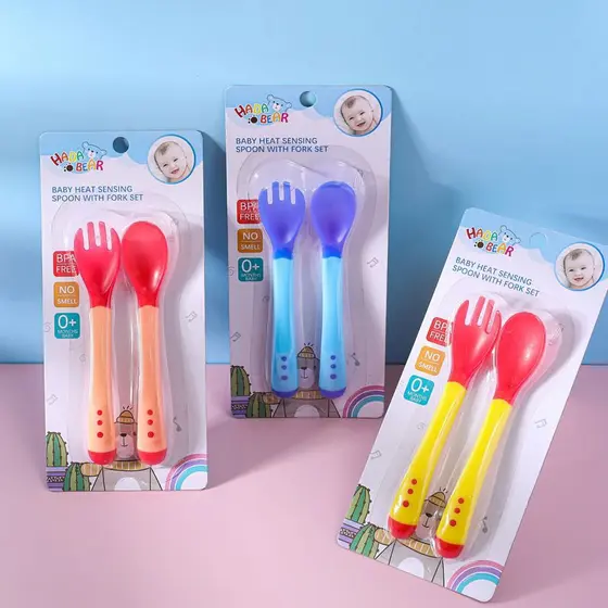 2 pçs colher e garfinho Termossensível Silicone Para Bebê