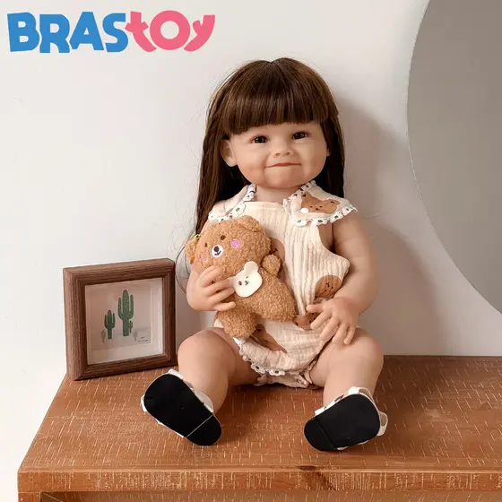Beb锚 Reborn Silicone Menina 48cm Boneca Sorria Pode dar Banho Brastoy