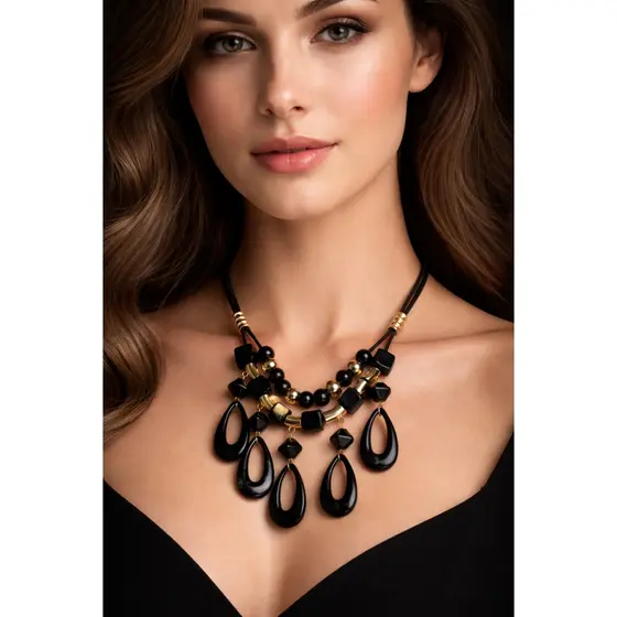 Colar Feminino Maxi Preto e Dourado Geométrico Luxo Elegante Bijuteria Fina Acessório Festa Tendência