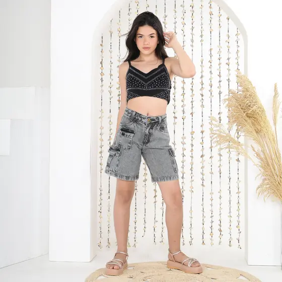 Short cargo pedal jeans infantil juvenil bolsos laterais