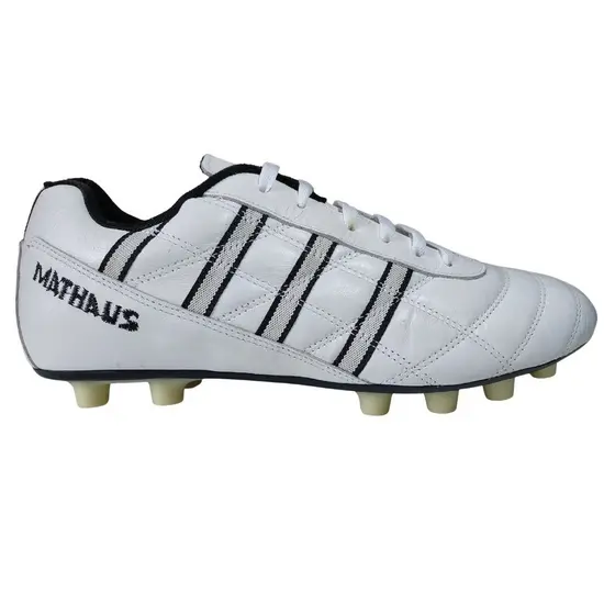Chuteira De Futebol De Campo Mathaus Vitória Branca